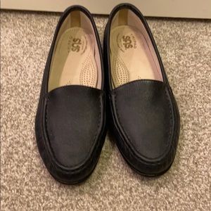 SAS black loafers sz 8.5 W